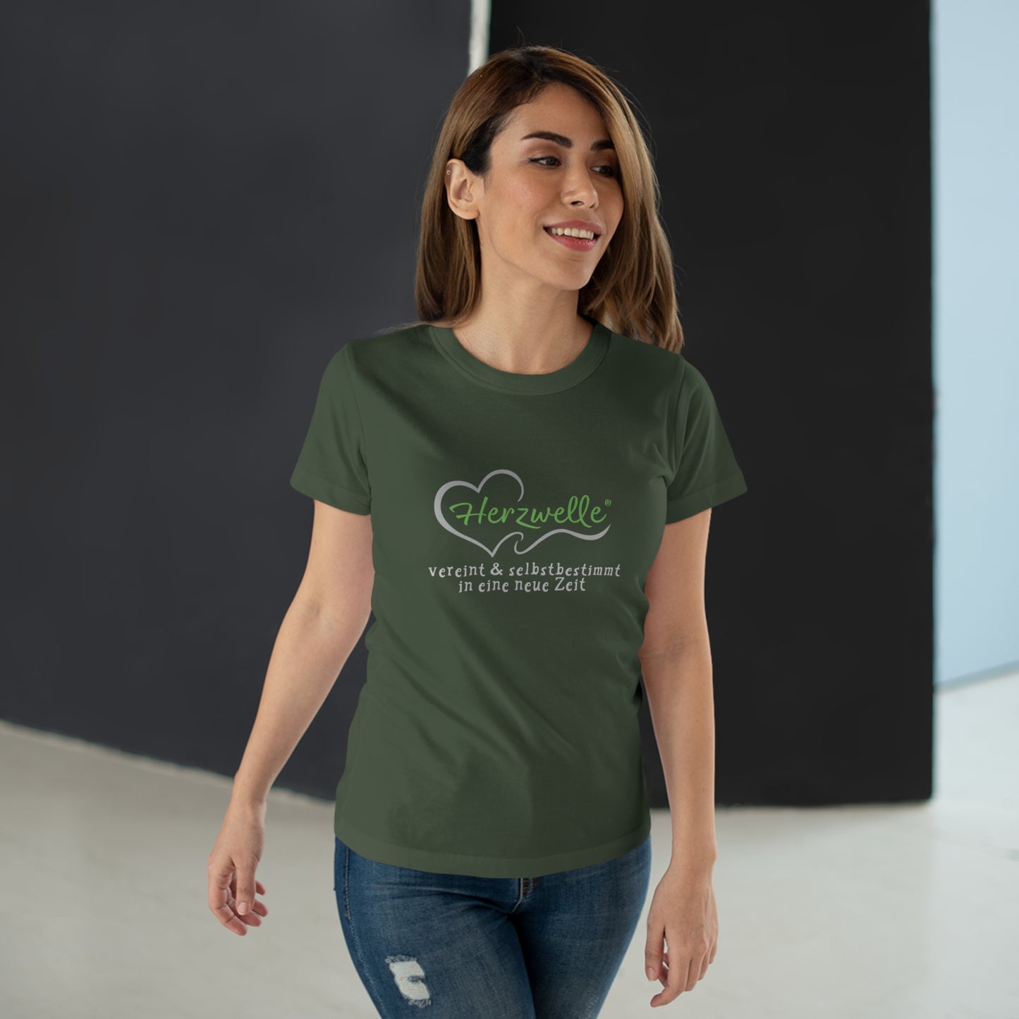 T-Shirt Frauen Single Jersey "Herzwelle - Herzbaum"  mit Slogan vorne
